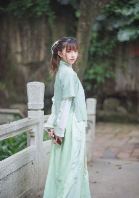 一拳超人2国语版普通话_粤语中字在线观看