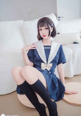 女教师hd中字版高清费看_影视大全视频