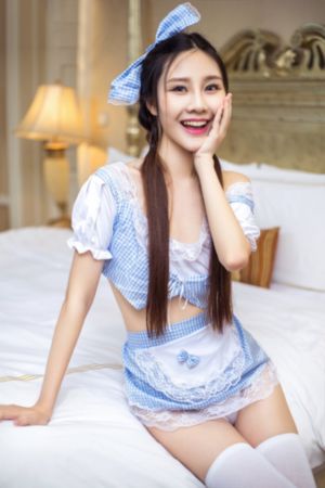 我父亲的女保姆是我的首选_HD在线播放