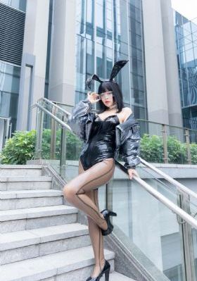 催眠巨乳公主_BD英语HD高清在线观看