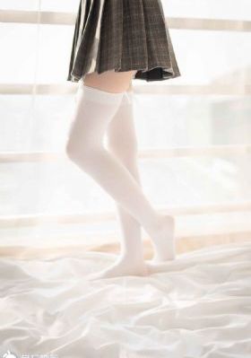 李采潭漂亮女客栈_DVD动漫在线观看