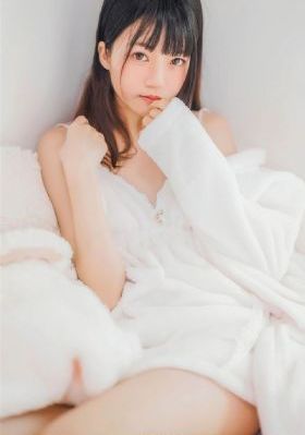 小肚子鼓起按h宫交_视频网址大全